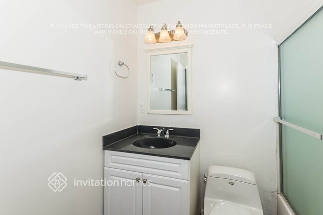 Building Photo - 4553 Goya Pkwy