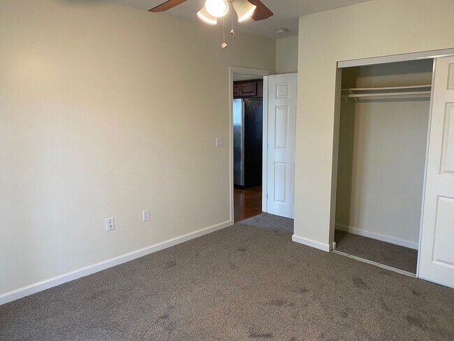 Building Photo - 4041 Georgia St