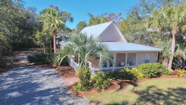 Primary Photo - 427 Seacrest Dr