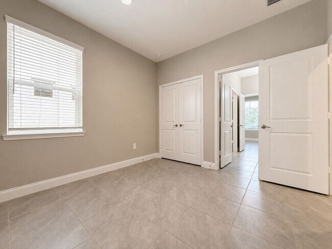 Building Photo - Family-friendly 4Bedroom/ 3Bath home in Park View at The Hills!