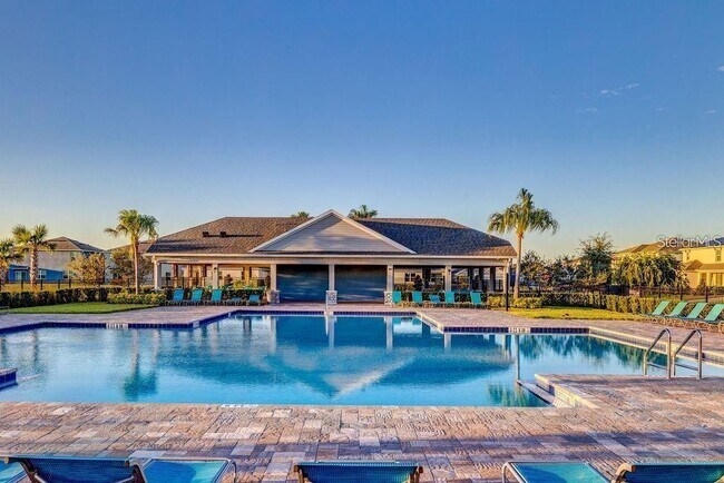 Building Photo - 3383 Hammond Pt