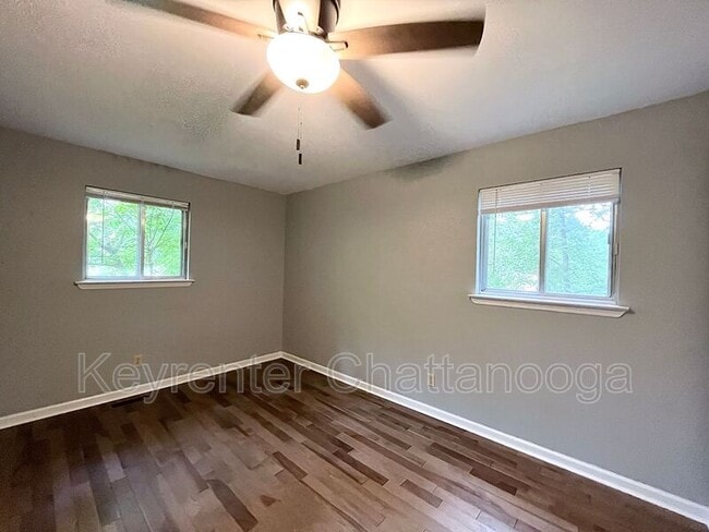 Building Photo - 973 Shadow Ln