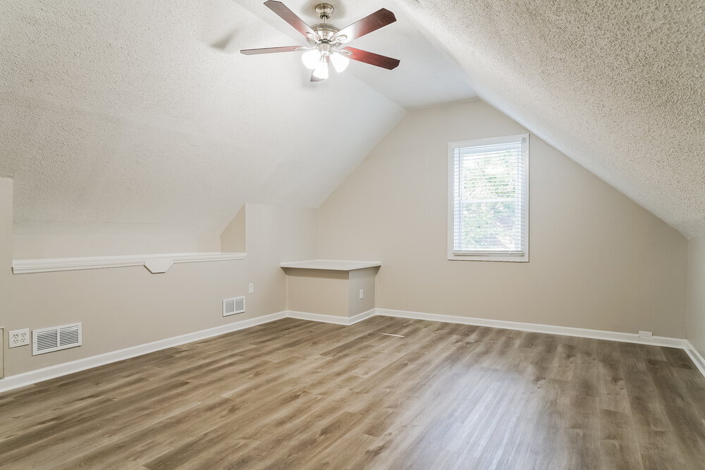 Building Photo - 7309 Bassett Hall Ct