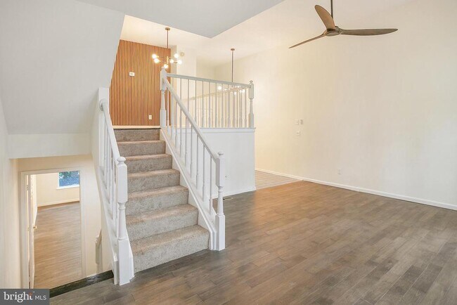 Building Photo - 13417 Silver Moon Way