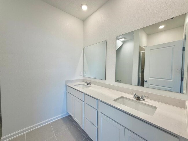 Building Photo - 2344 Rider Rain Ln