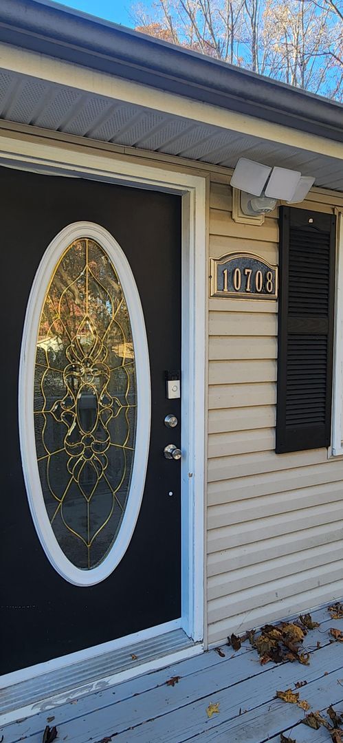 Building Photo - Cozy 3 Bedroom Rambler Nestled on a large property