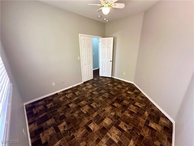 Building Photo - 7186 Cressida Ct