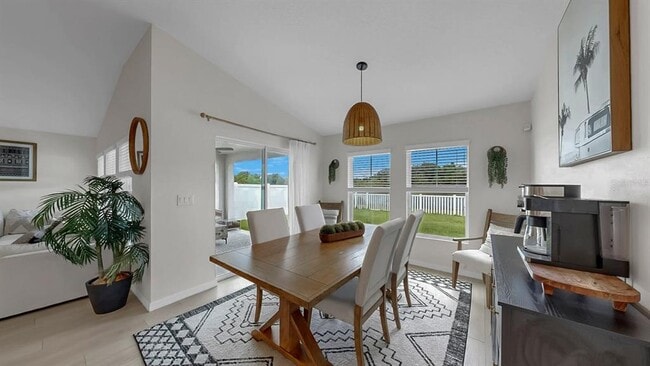 Building Photo - 12628 Tannencrest Dr