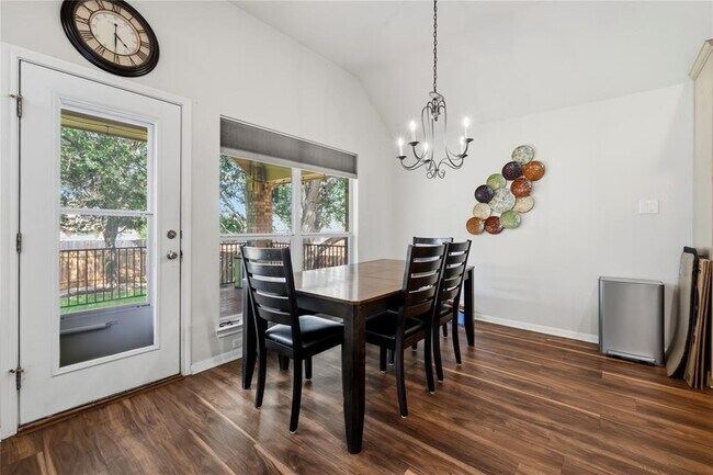 Building Photo - 3013 Covington Pl