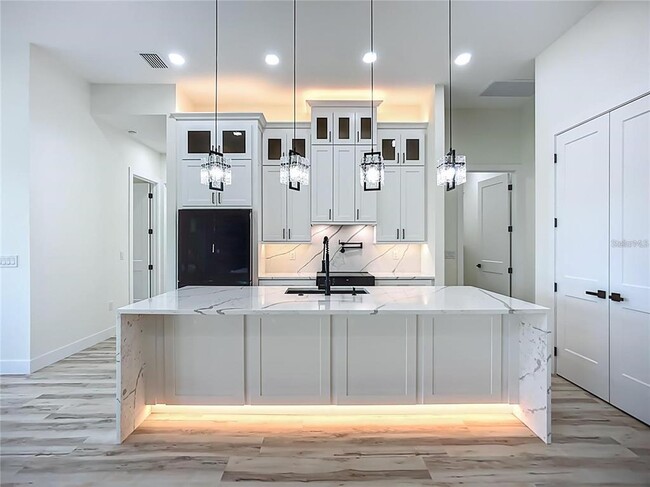 Building Photo - 1167 Boundary Blvd