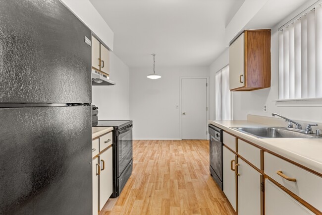 Building Photo - 3442 Heritage Pkwy