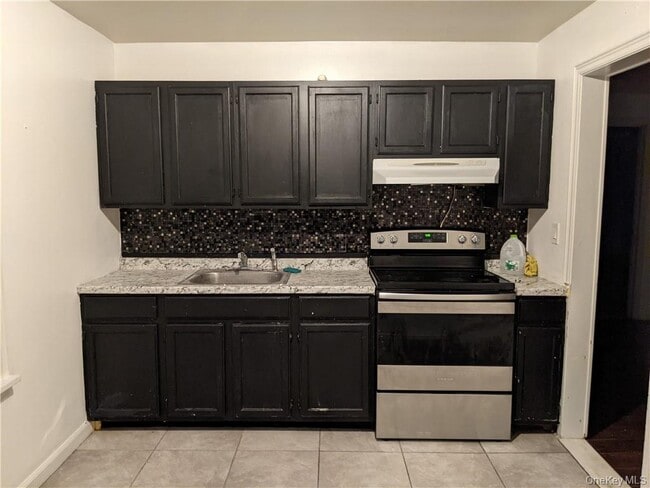 Building Photo - 1426 US-9W
