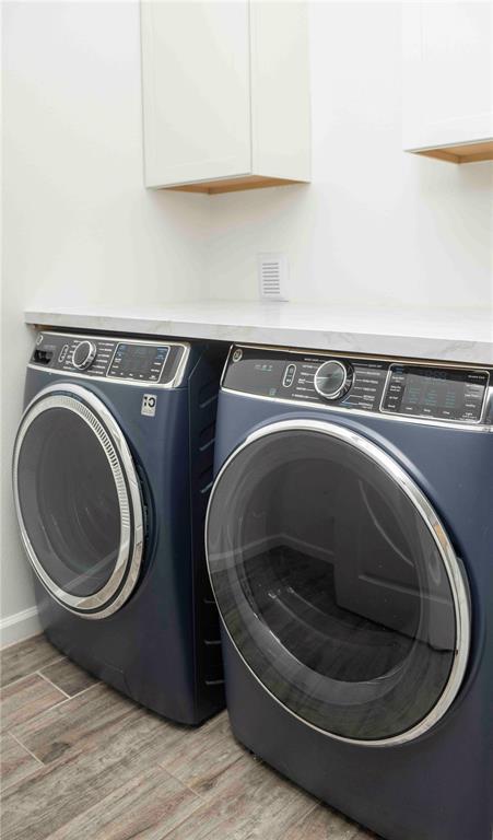 Building Photo - 11737 Brookside Dr