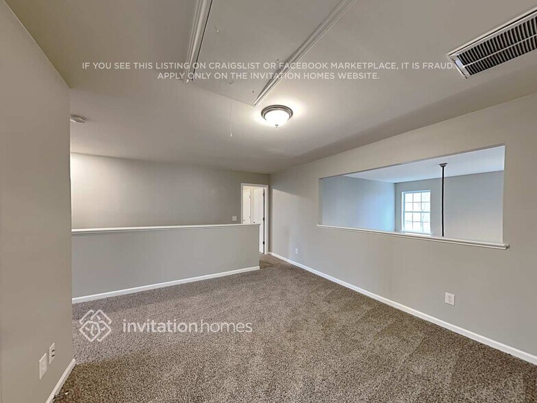 Building Photo - 720 Red Oak Tree Dr