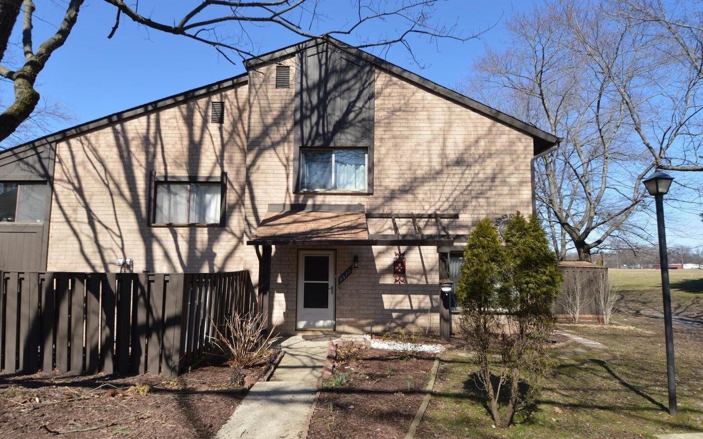 Building Photo - 9570 Standon Pl