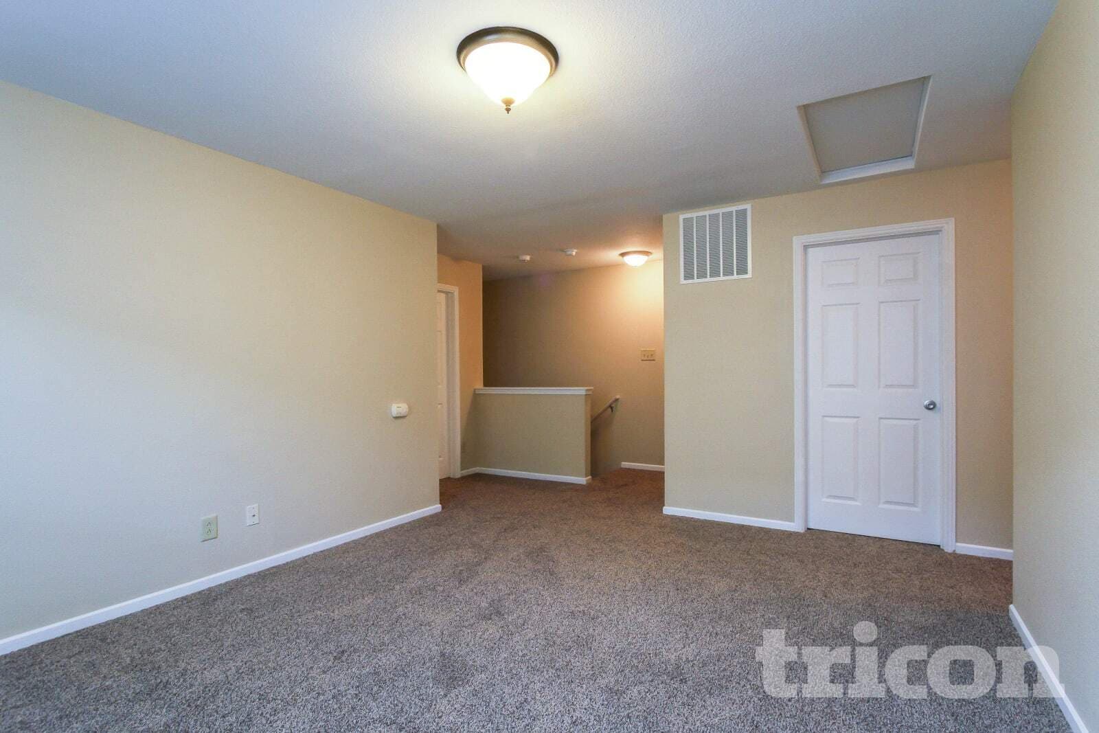 Building Photo - 15412 Gallow Ln