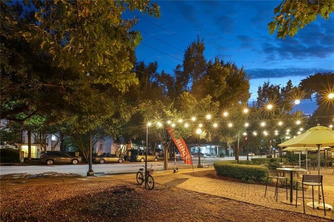 Building Photo - 1078 Piedmont Ave NE