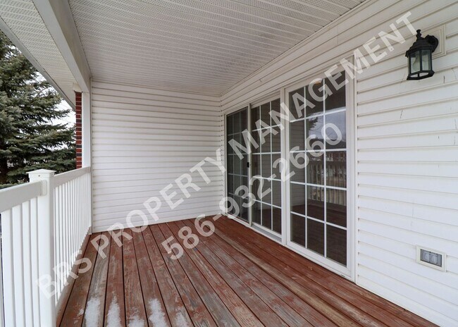 Building Photo - JUST REDUCED!!!   2 Bedroom 2 Bathroom Condo