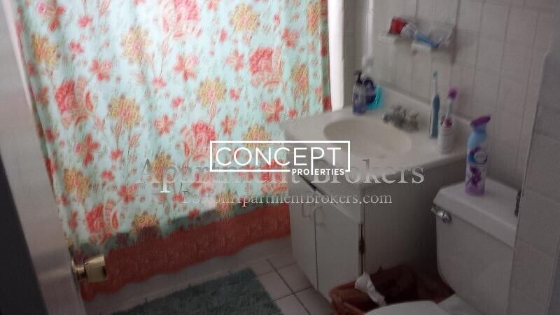 Building Photo - 26 Union St