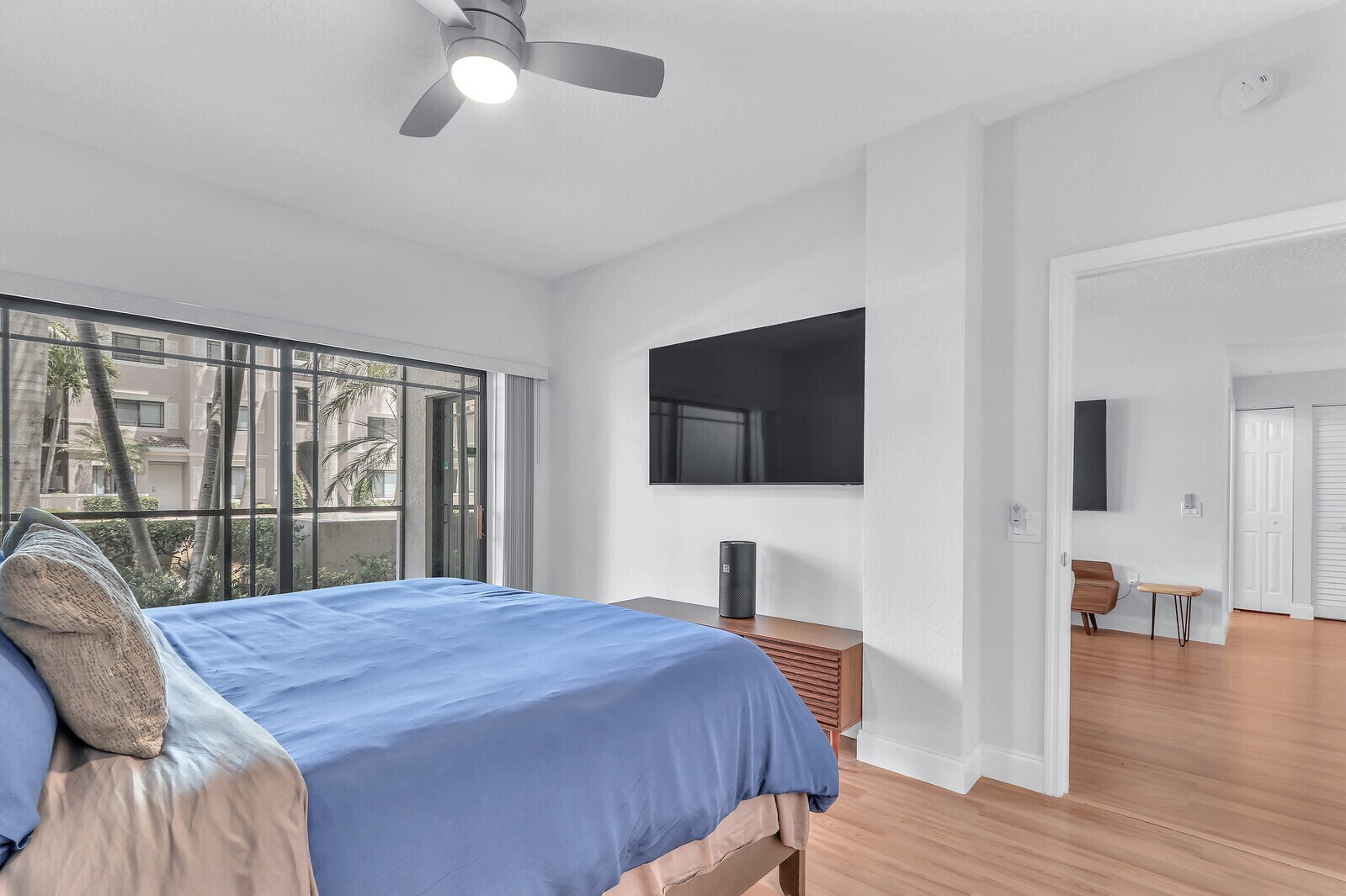 Building Photo - 2803 Sarento Pl