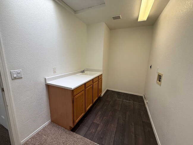 Building Photo - Contact Property Pros Property Management
