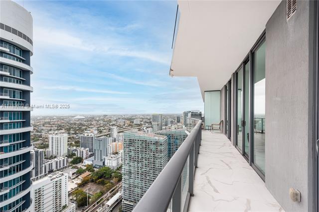 Building Photo - 1300 S Miami Ave