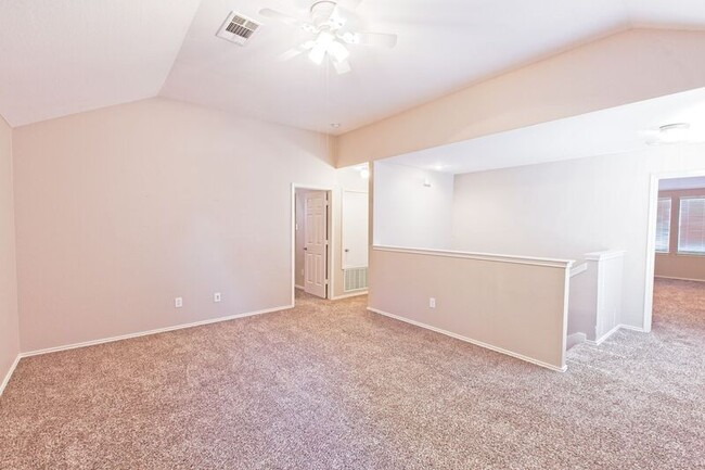 Building Photo - 10129 Placid Dr