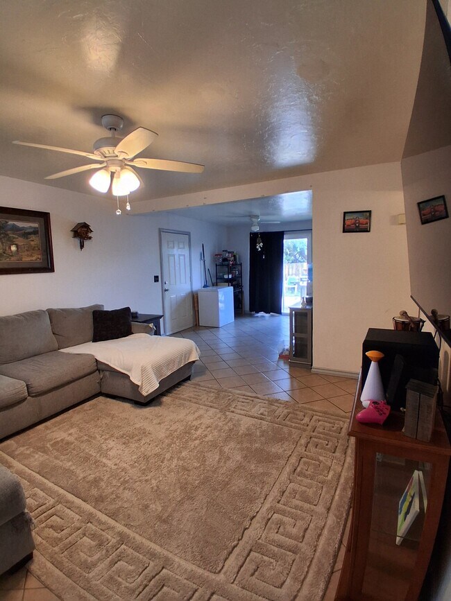Building Photo - 7205 E Bellingham Dr