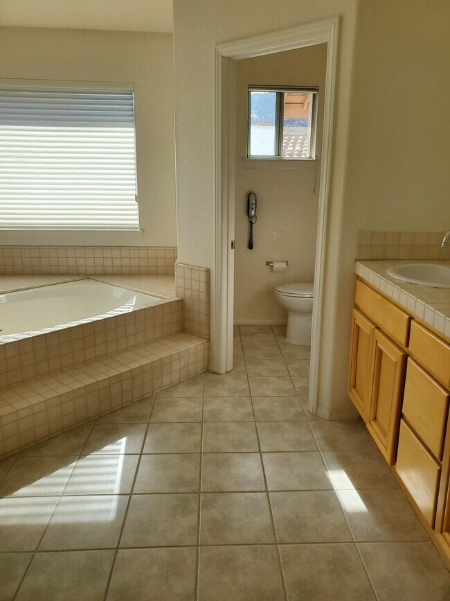 Building Photo - 11309 Monticook Ct