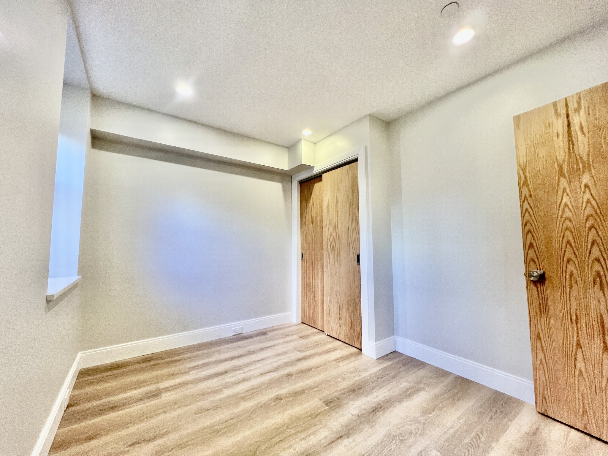 Building Photo - 1607 Tremont St
