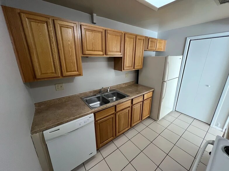 Building Photo - 4157 Spitfire Ave