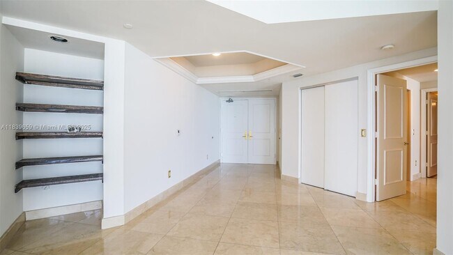 Building Photo - 4779 Collins Ave