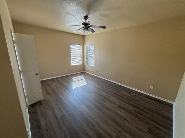 Building Photo - 1828 Velarde Rd