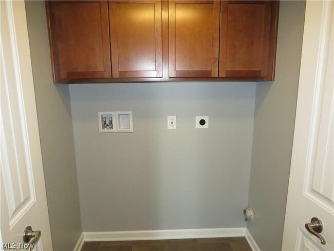 Building Photo - 1733 Blase Nemeth Rd