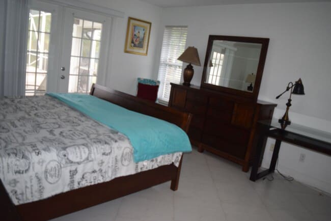 Building Photo - Fully furnished 3 bedroom 3 Bath POOL home in Sandpiper Bay