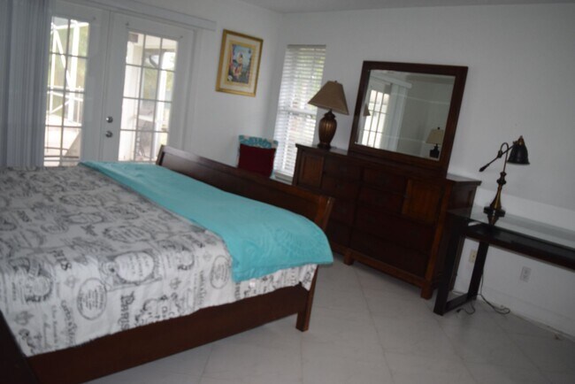 Building Photo - Fully furnished 3 bedroom 3 Bath POOL home in Sandpiper Bay