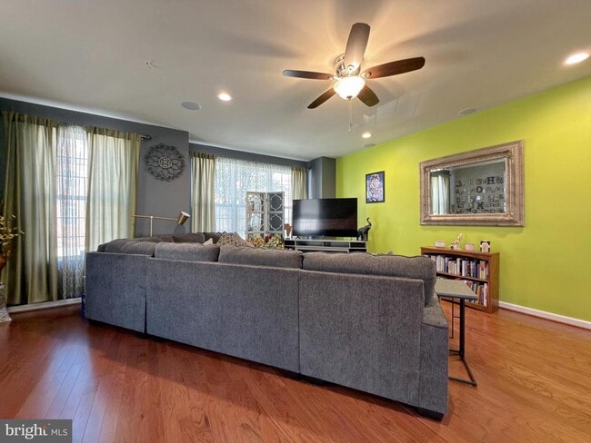 Building Photo - 2711 Coppersmith Pl