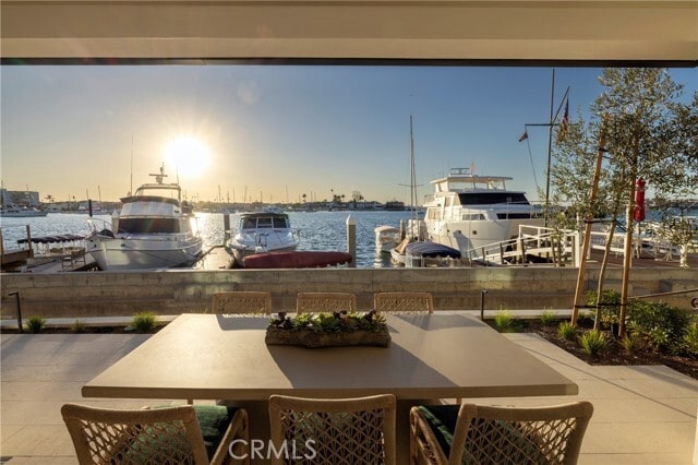 Building Photo - 130 S Bay Front