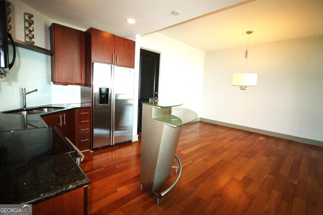 Building Photo - 4561 Olde Perimeter Way