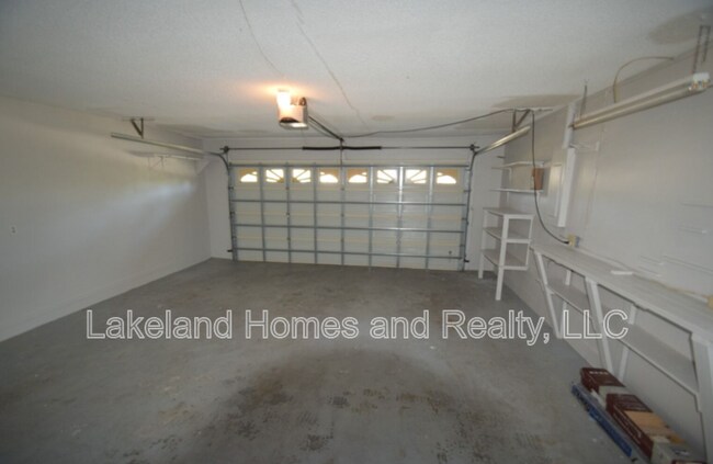 Building Photo - 145 Audubon Rd