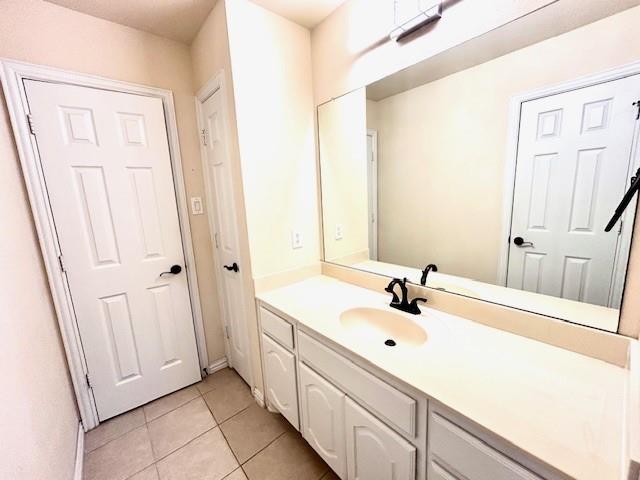 Building Photo - 7860 Ashcroft Ln