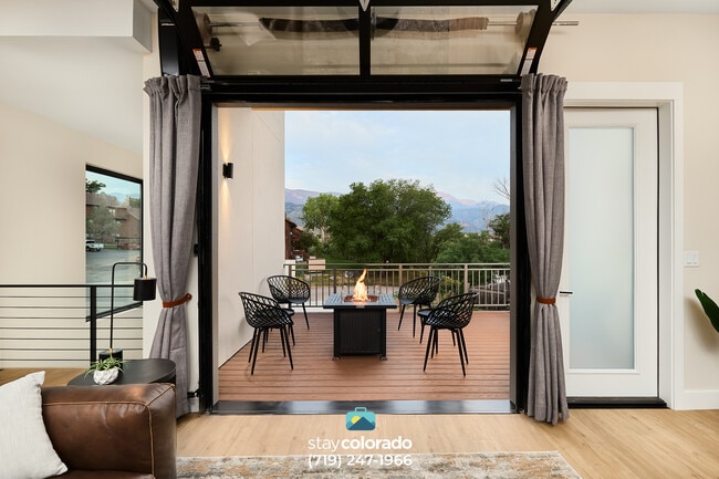 Glenn St - Fire Pit Patio - 2248 Glenn St