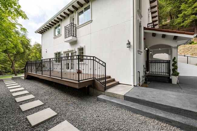 Building Photo - Coming Soon~ Private Wine Country Estate Retreat....