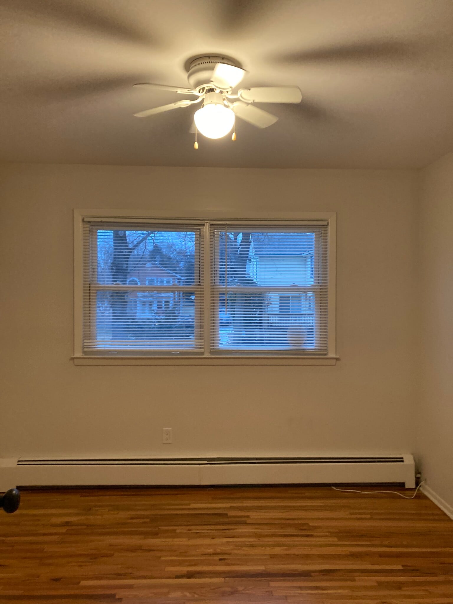 BR 3 - 162 Railroad Ave