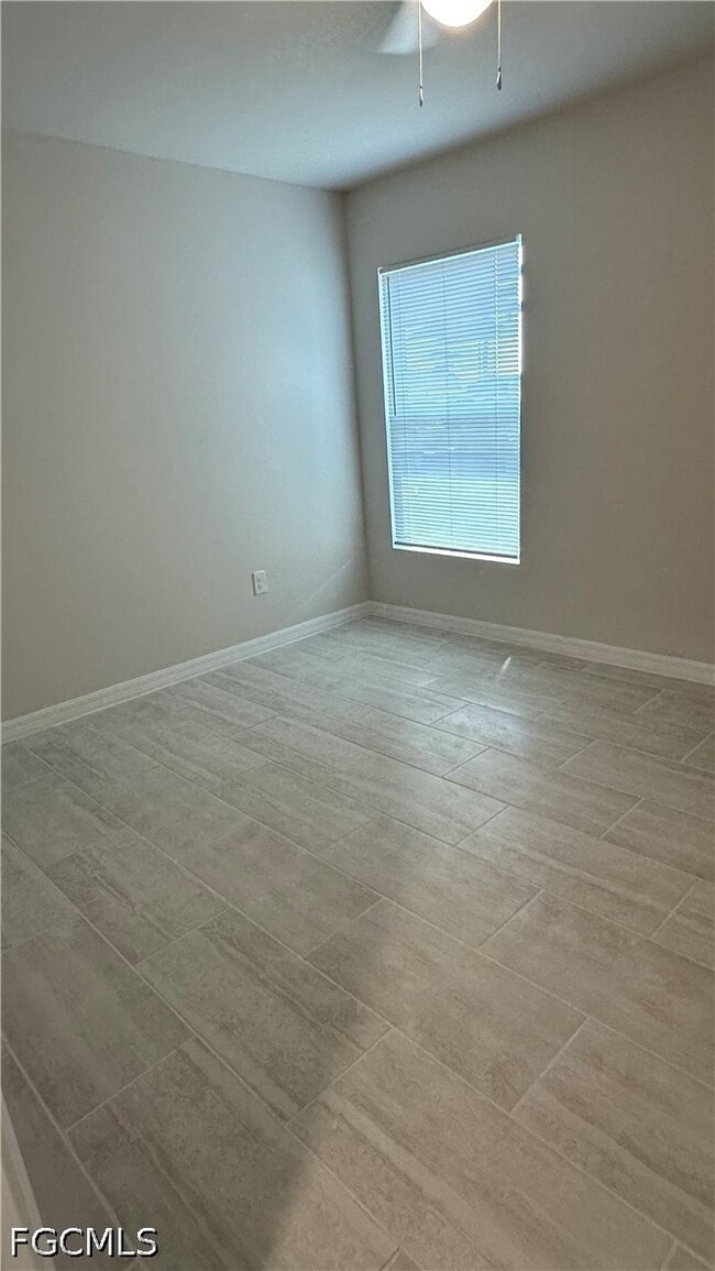 Building Photo - 3308 SW 17th Pl