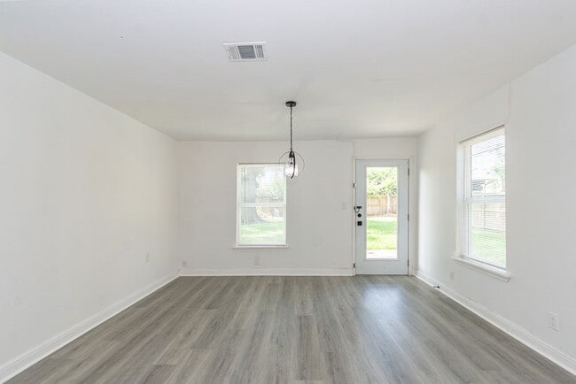 Building Photo - 11423 Hazen St