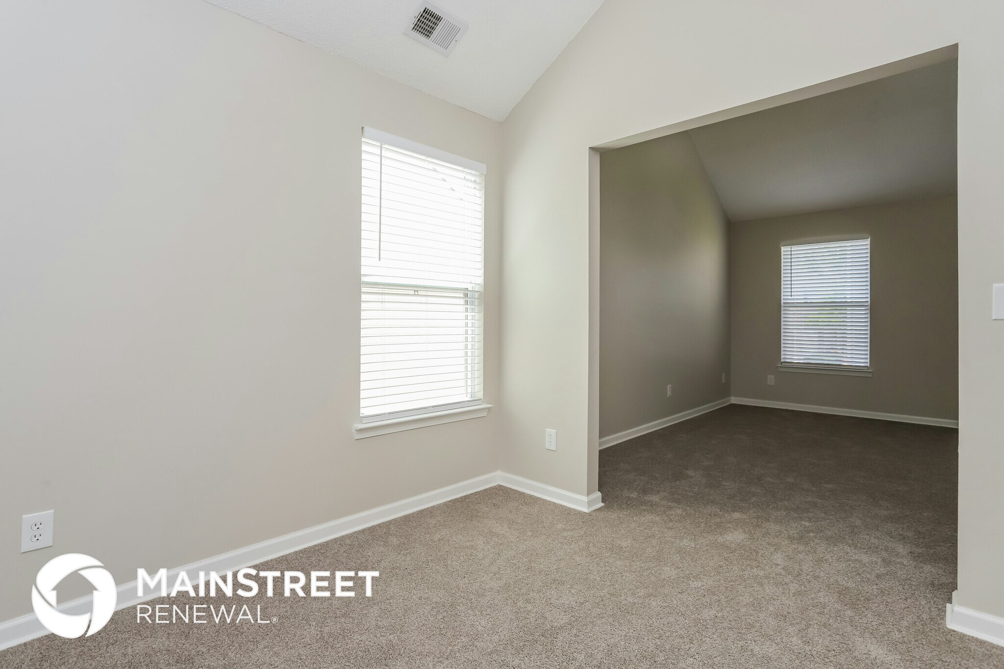 Building Photo - 1565 Tigris Ct