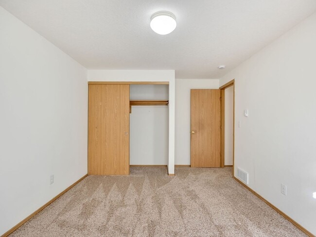 Building Photo - 1525 7th St