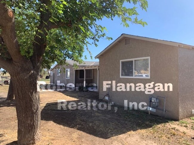 Primary Photo - Country 4 bedroom/2 bathroom home