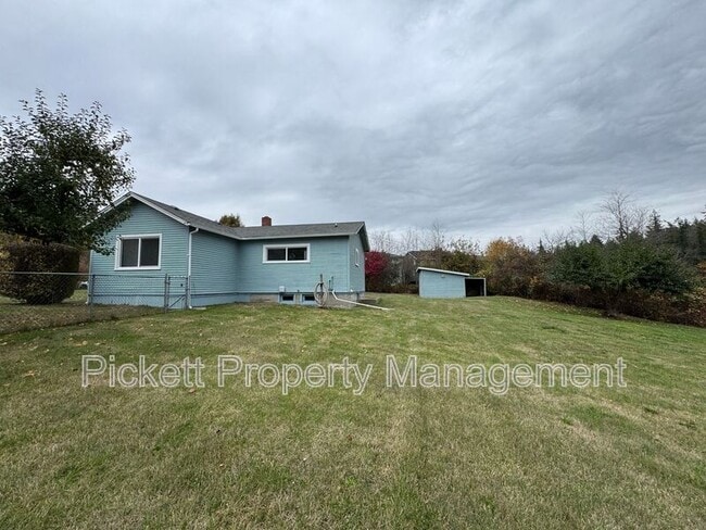 Building Photo - 17900 Noll Rd NE